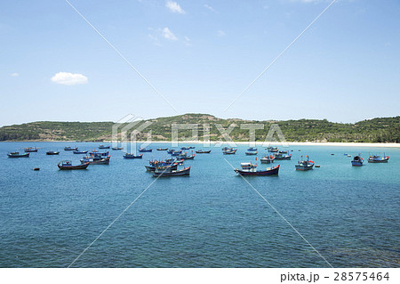 Fishing boats near the shore in the Bay Fishing boats near the shore in the Bay 28575464