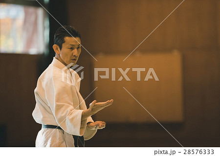 martial artist 28576333