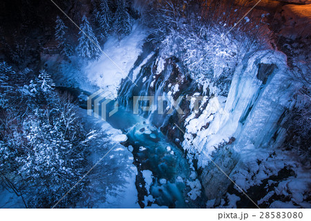 美瑛 白ひげの滝 ライトアップ 美瑛 白ひげの滝 ライトアップ 28583080