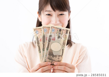 若い女性、お札、3万円 28585031