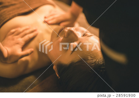 body care　撮影協力： 3BエステサロンLuki'A（麻布十番） 28591930