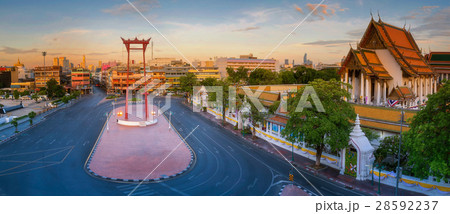 Bangkok red swing 28592237