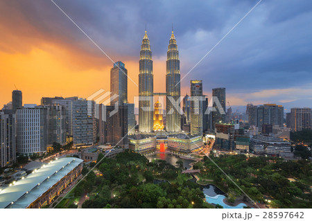 Top view of Park and Kuala Lumper city Top view of Park and Kuala Lumper city 28597642