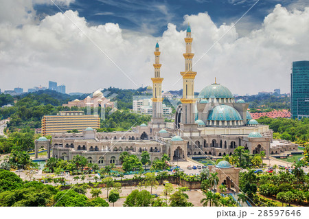 Masjid Wilayah Persekutuan 28597646
