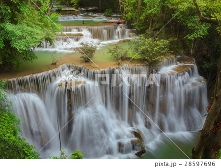 Huaimaekamin waterfall 28597696