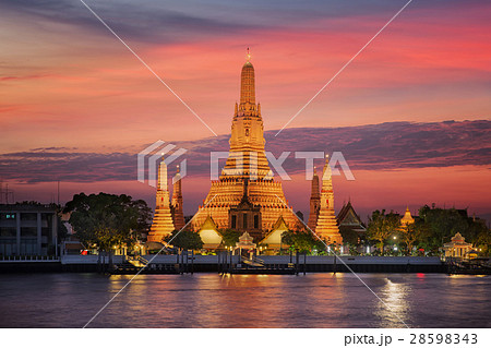 Wat Arun 28598343