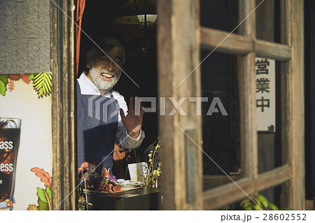 男性　ポートレート 28602552