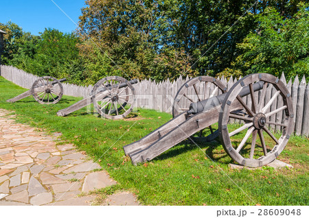 Ancient gun in Baturyn citadel, Ukraine Ancient gun in Baturyn citadel, Ukraine 28609048