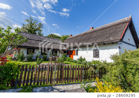 Typical houses in the village Szigliget in Hungary 28609295