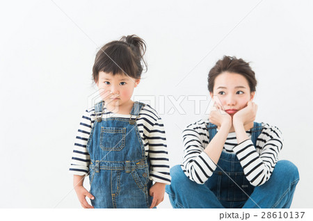 オーバーオールの親子 28610137