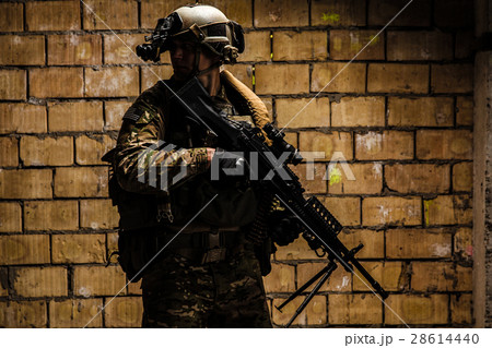 US Army Ranger with machinegun 28614440