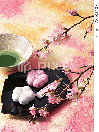 抹茶と和菓子 28631408
