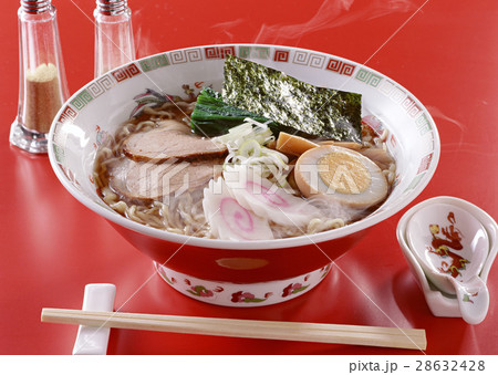 醤油ラーメン 28632428
