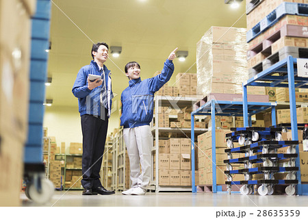 運送業者 28635359