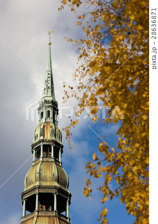 Steeple of St. Peter's Cathedral in Riga in autumn 28636871
