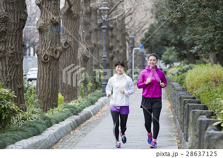 ランニング女子 ランニング女子 28637125