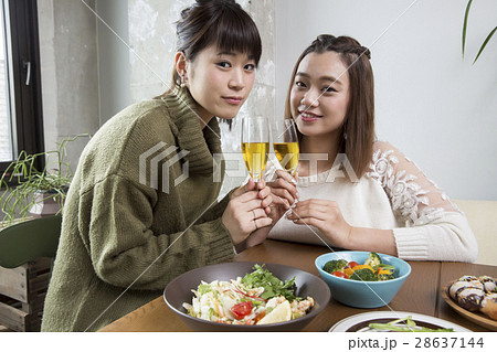 女子会　ポートレート 28637144