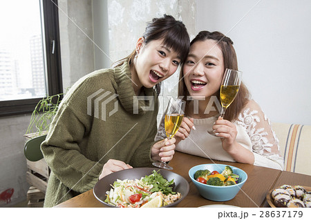 女子会 ポートレート 女子会 ポートレート 28637179