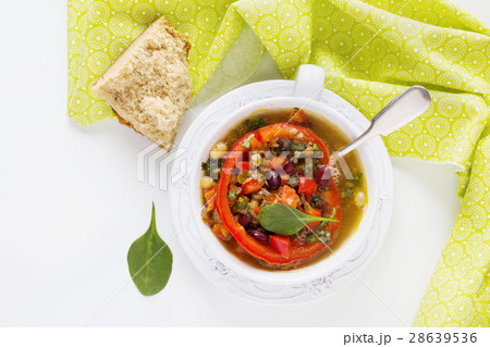 Spiced vegan kidney bean and lentil thick soup Spiced vegan kidney bean and lentil thick soup 28639536
