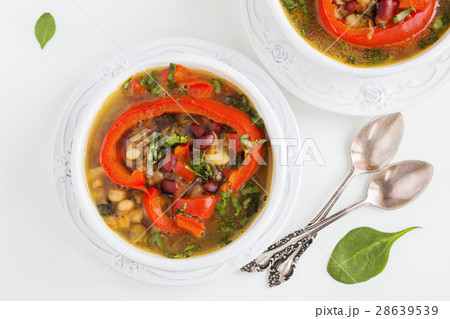 Spiced vegan kidney bean and lentil thick soup Spiced vegan kidney bean and lentil thick soup 28639539