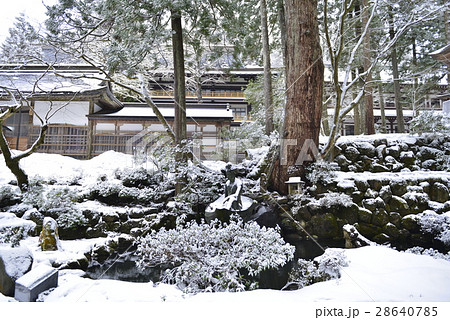 【福井県】雪の永平寺 28640785