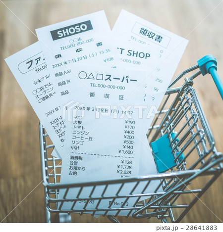 レシートと買い物カート 28641883