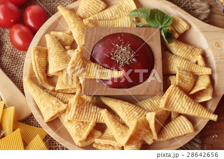 Corn snack and chips corn raw delicious. Corn snack and chips corn raw delicious. 28642656