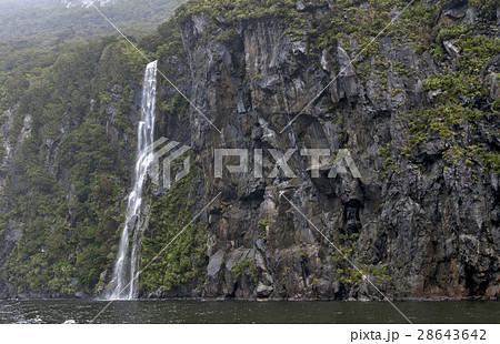 Falls in Milford Sound, New Zealand Falls in Milford Sound, New Zealand 28643642