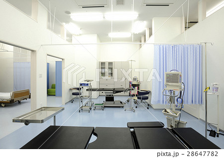 診察室　治療室　手術室　医療機器　医療器具 28647782