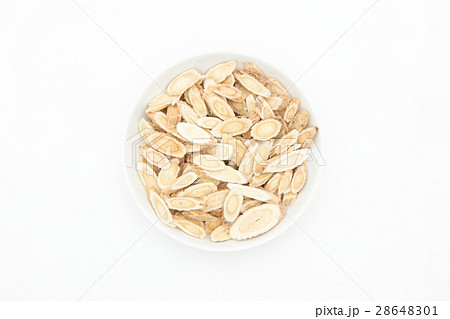 キバナオウギ(黄耆): Astragalus root キバナオウギ(黄耆): Astragalus root 28648301