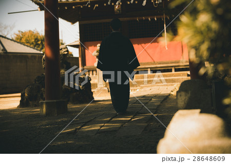 woman during pregnancy or shortly after childbirth woman during pregnancy or shortly after childbirth 28648609