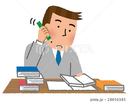 勉強する男性社員 勉強する男性社員 28650385