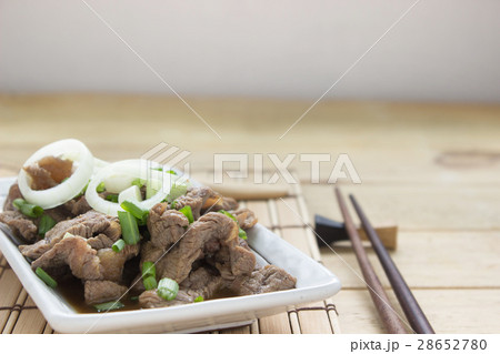 Sliced beef stir-fry Place the dish Sliced beef stir-fry Place the dish 28652780