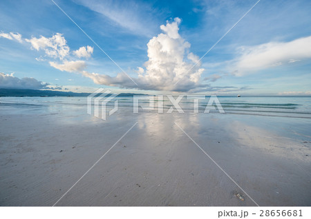 Sky above sea 28656681
