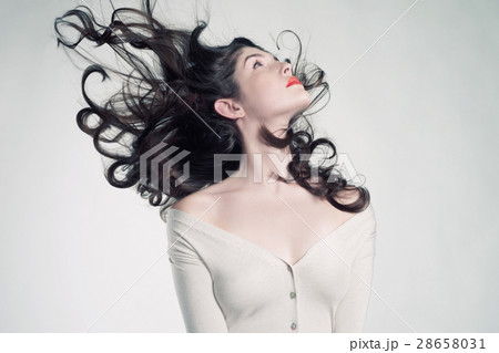 Beautiful woman with magnificent hair Beautiful woman with magnificent hair 28658031