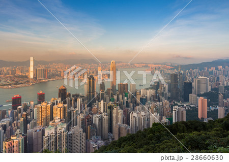 Sunset over Hong Kong city 28660630