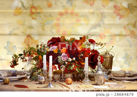 Table set for wedding reception 28664879