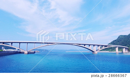沖縄 阿嘉島の漁港と阿嘉大橋 国立公園 沖縄 阿嘉島の漁港と阿嘉大橋 国立公園 28666367