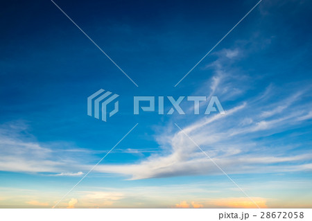 Fluffy cloud on blue sky in the evening Fluffy cloud on blue sky in the evening 28672058
