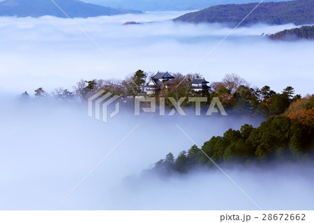 天空の山城882+- 天空の山城882+- 28672662