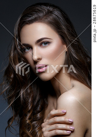 Beautiful girl with long heathy thick hair Beautiful girl with long heathy thick hair 28675619