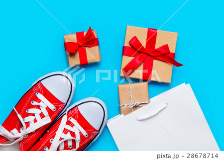 big red gumshoes, cool shopping bag big red gumshoes, cool shopping bag 28678714