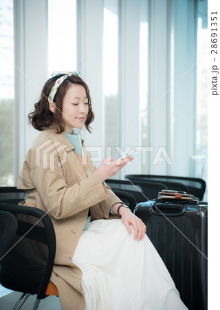 旅行　女性 28691351