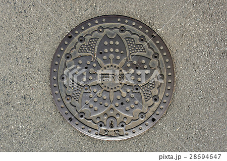 マンホールの蓋 28694647