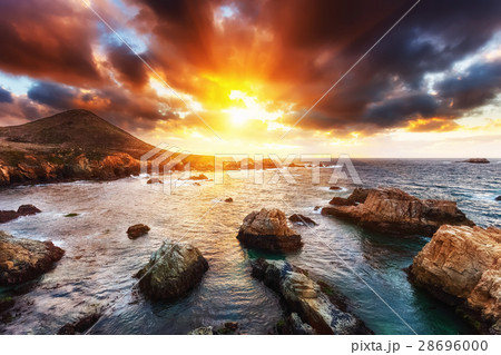 Big Sur rocks 28696000