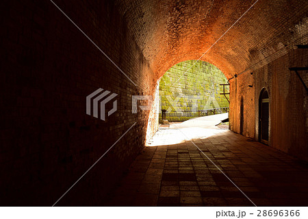 猿島の愛のトンネル 28696366