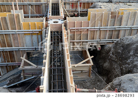 基礎工事 28698293