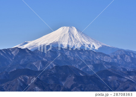 陣馬山より富士山冬の朝景 28708363