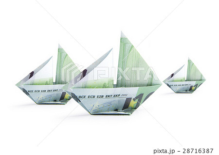 ship from banknotes 28716387