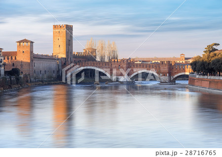 Old Verona town, view on river Old Verona town, view on river 28716765